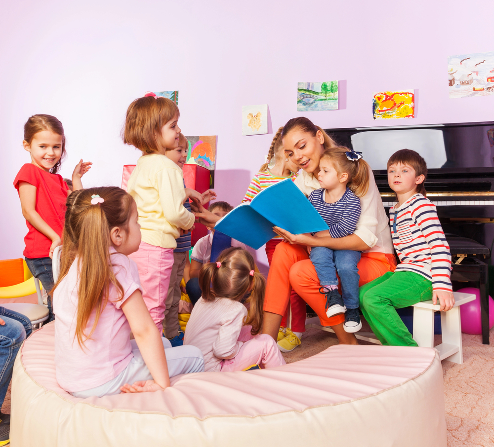story time and craft with moononthewater entertainers. we have a story for most themes.